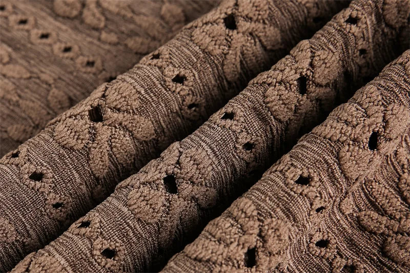 2026 New Hawaiian Vacation Style Maillard Jacquard Hollow Out Cuban Collar Short Sleeved Shirt Loose Five Quarter Sleeved Shirt