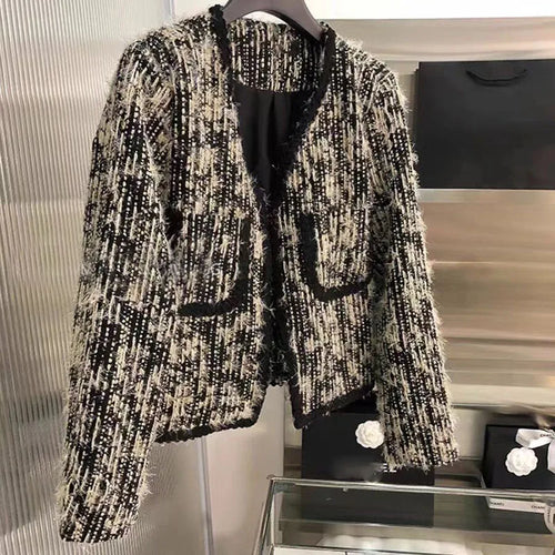 2025 New Contrast Patchwork Coat Woman High-End Fashion V-Neck Short Outwear Ladies Korean Chic Temperament Design Tweed Jacket