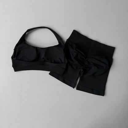 2 Pieces Yoga Suit for Women Seamless Fitness Gym Clothes Halter Sports Bra Matching Impact Shorts Workout Sets Gym Set Outfit