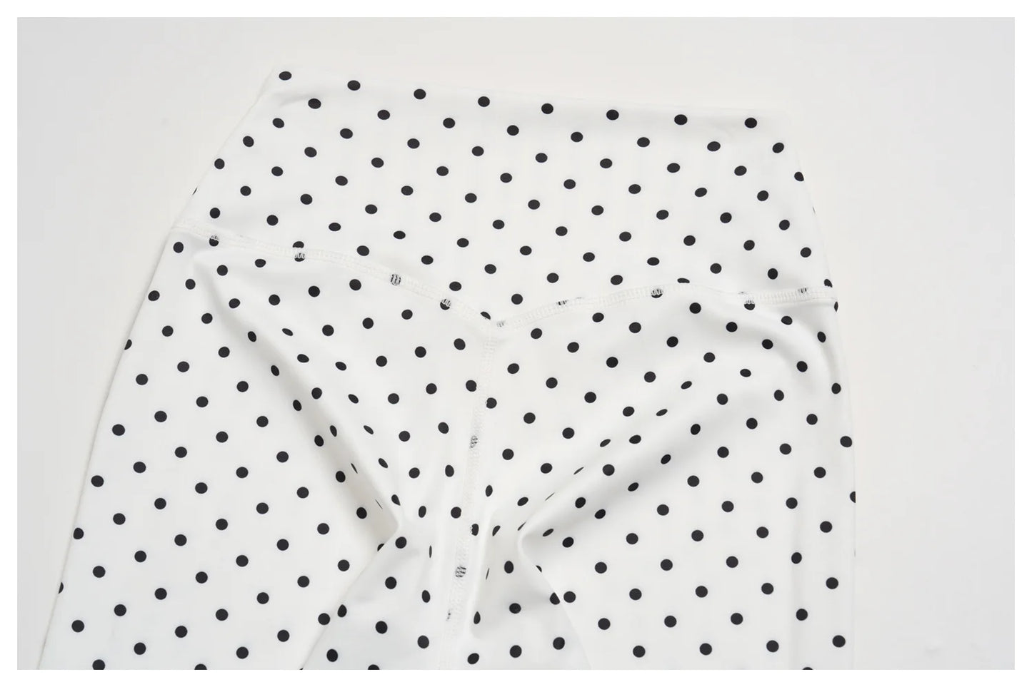 Custom LOGO women's new yoga clothes polka dot printing deep V high elastic three-dimensional fitness two-piece set