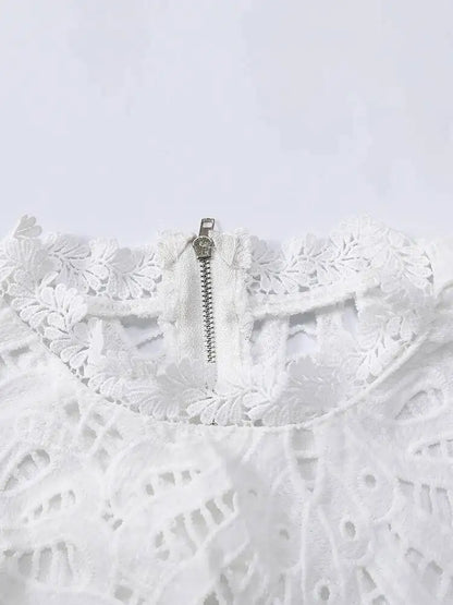 DEAT Fashion White Stand Collar Lantern Long Sleeve Water-soluble Lace Dress A-line Ruffle Hollow Party Mini Dresses Summer New