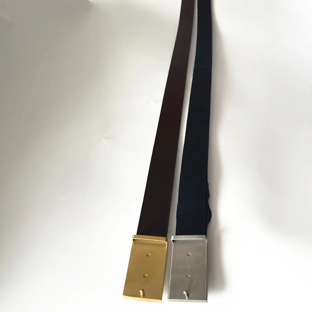 Genuine luxury brand men's belt made of real crocodile leather, featuring a retro-casual buckle, perfect for pairing with jeans.