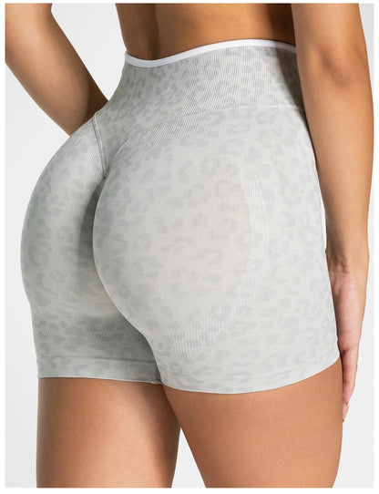 Leopard Print Yoga Shorts Women Seamless High Waist Workout Shorts Fitness Yoga Lift Butt Fitness Yoga Gym Running Short Pants