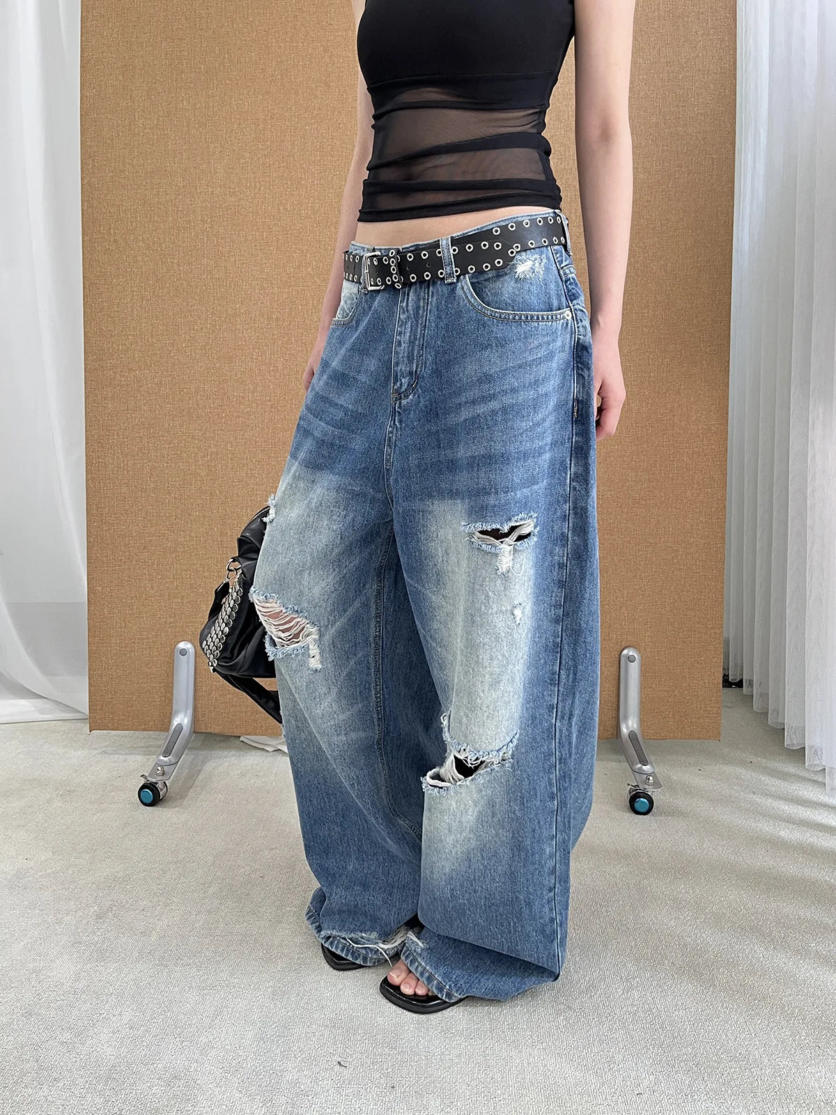 DEAT Fashion Washed Ripped Hole Vintage Straight Jeans Women's High Waist Long Wide Leg Blue Denim Pants Summer New