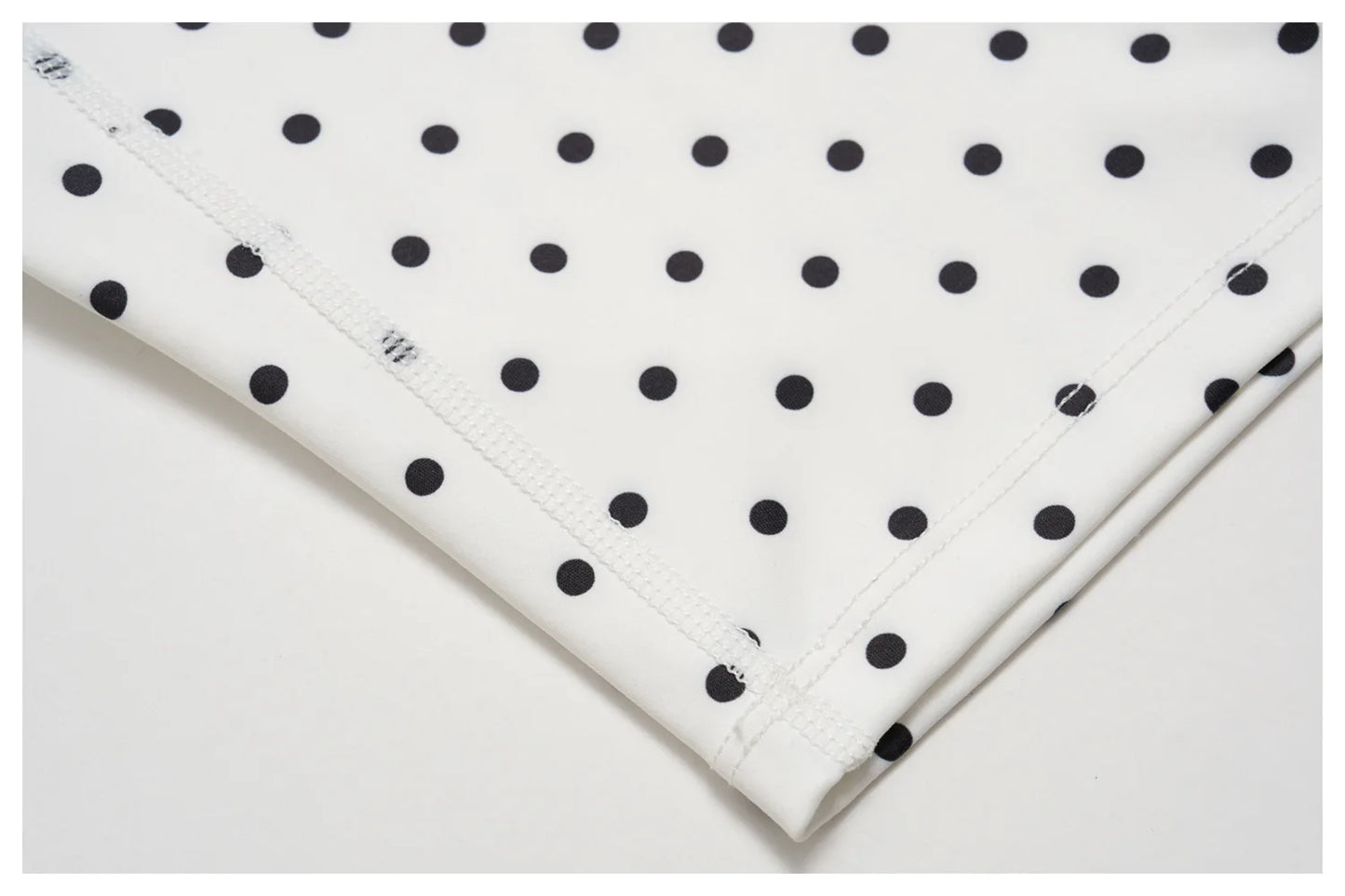 Custom LOGO women's new yoga clothes polka dot printing deep V high elastic three-dimensional fitness two-piece set