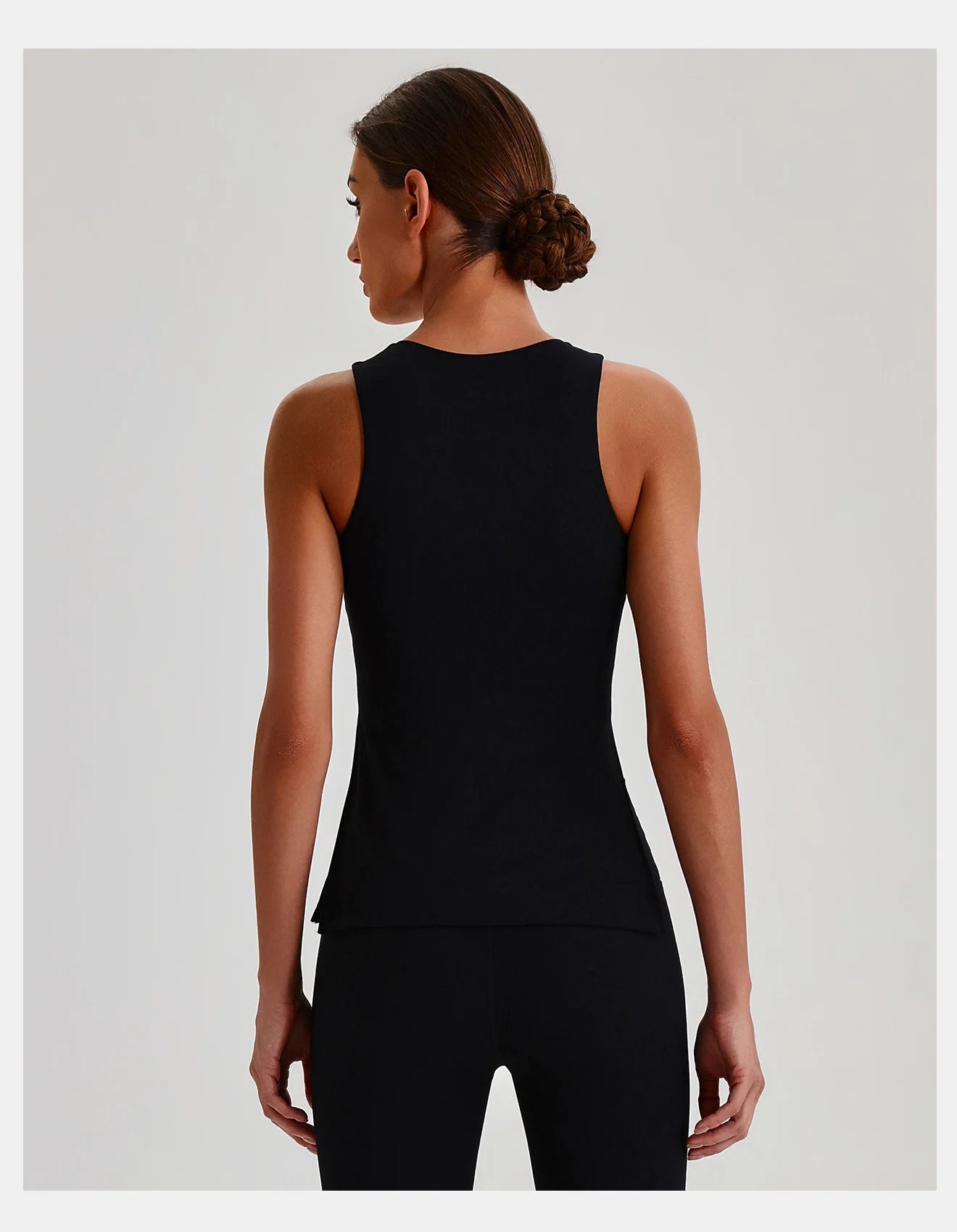 Solid Color Women Fitness Tight Short Yoga T -Shirt Tank Cropped Breathable Sports Running Vest Gym Clothing With Padded Cups