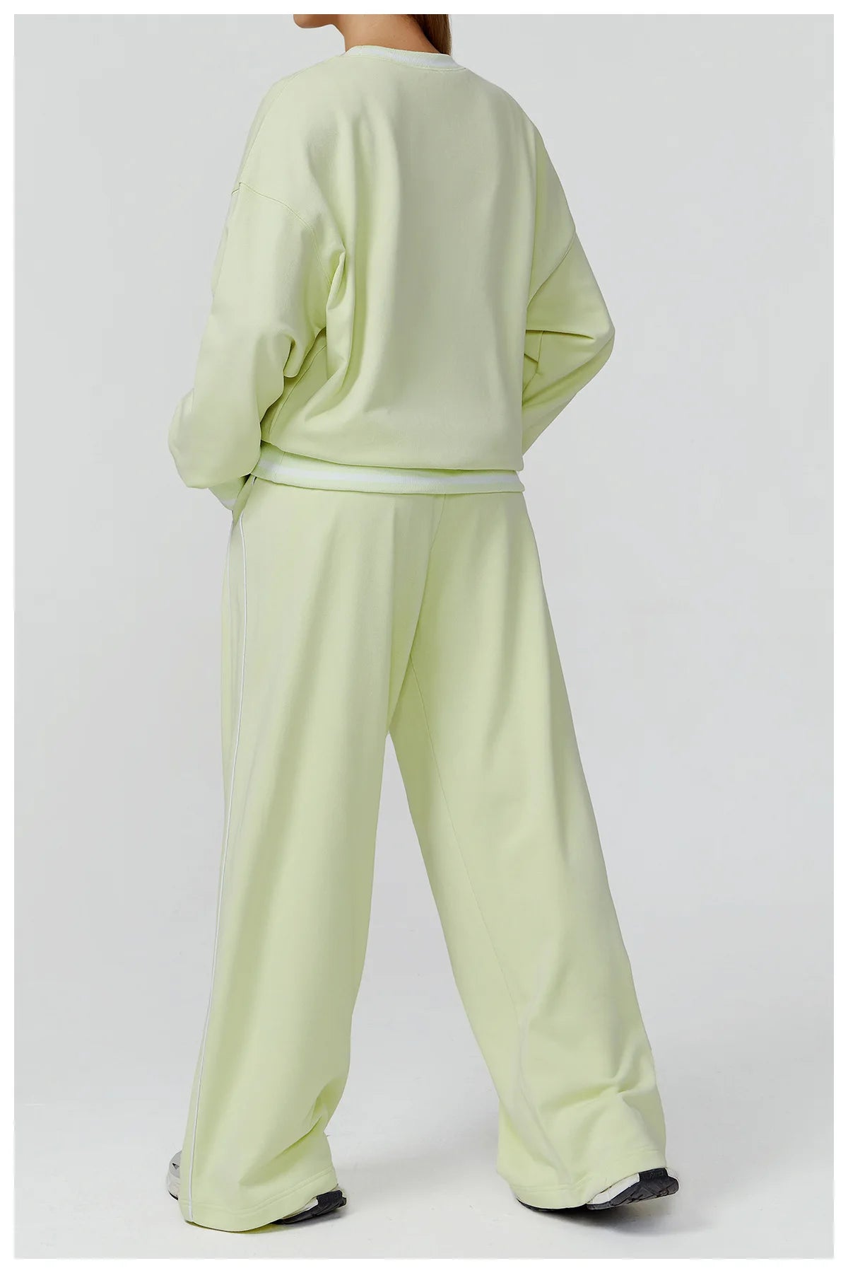 Custom LOGO women's new casual sweater wide-leg trousers comfortable outdoor fashion sports jogging shorts cycling two-piece set