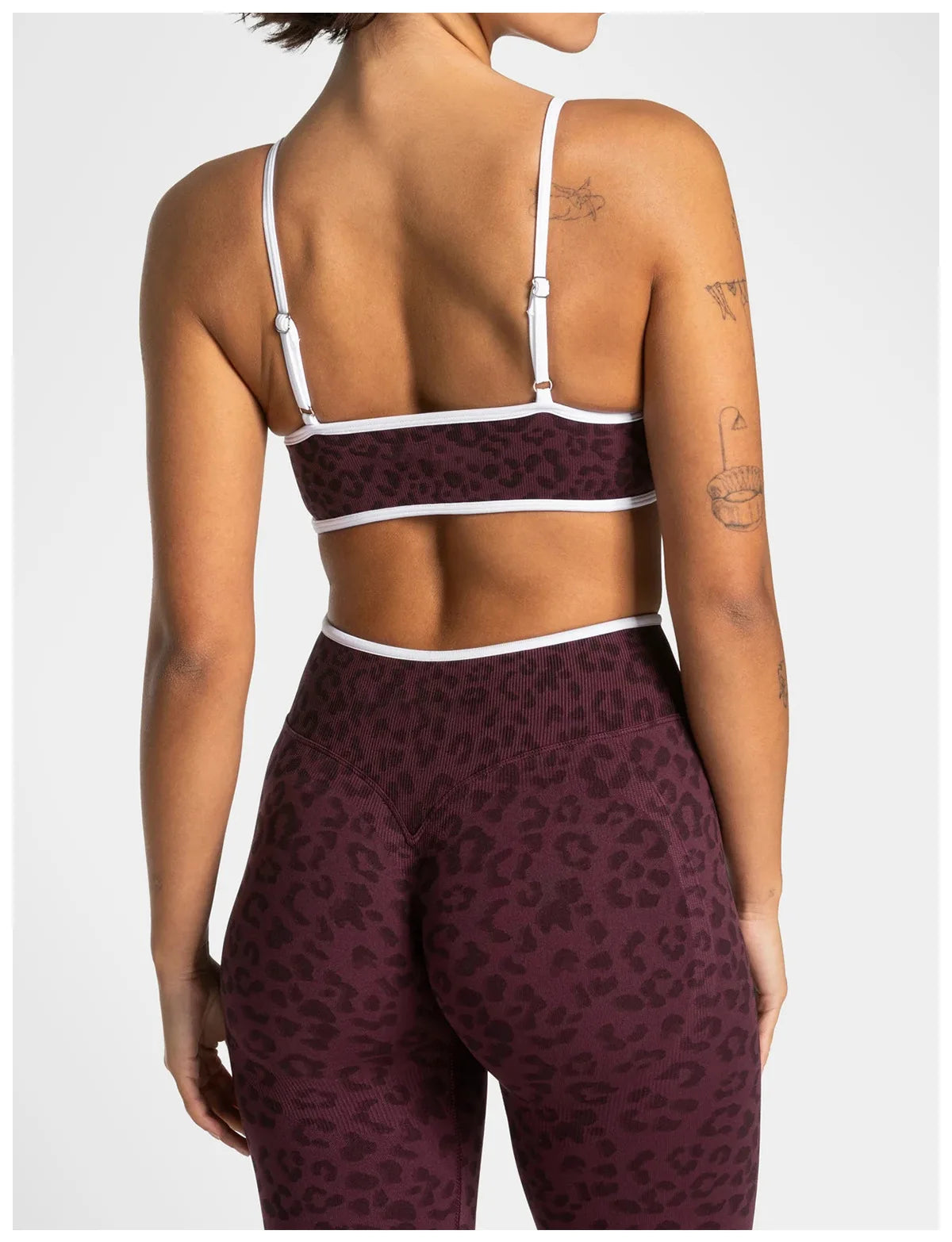 Women Seamless Tank Top Yoga Bra Hollow Breathable Sports Underwear Gym Fitness Top Yoga Vest Female Sexy Running Yoga Underwear
