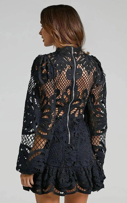 DEAT Fashion White Stand Collar Lantern Long Sleeve Water-soluble Lace Dress A-line Ruffle Hollow Party Mini Dresses Summer New