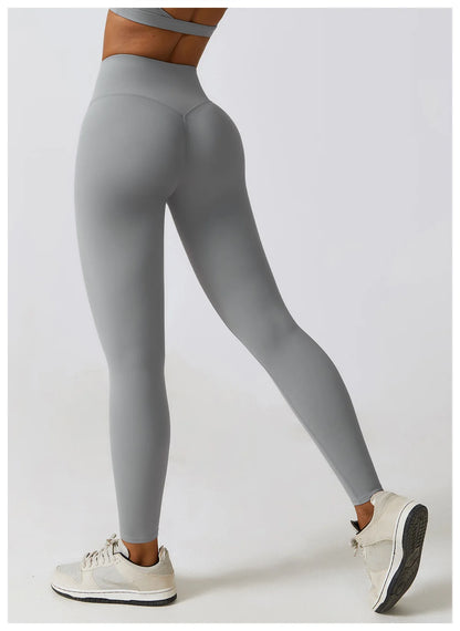 Customized LOGO women's autumn and winter tight yoga clothes quick-drying sports and thin fitness clothes three-piece set