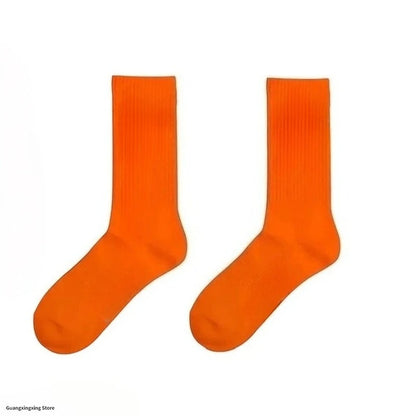 Customized socks for men and women can be customized logo printed embroidery boat socks and stockings.