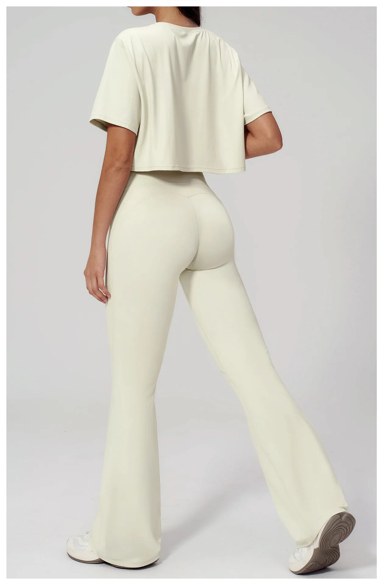 Women's Tracksuits 2PCS Yoga Outfits Gym Clothes Workout Set Sportswear Female Short Sleeve Sports Shirts Flared pants Yoga Suit