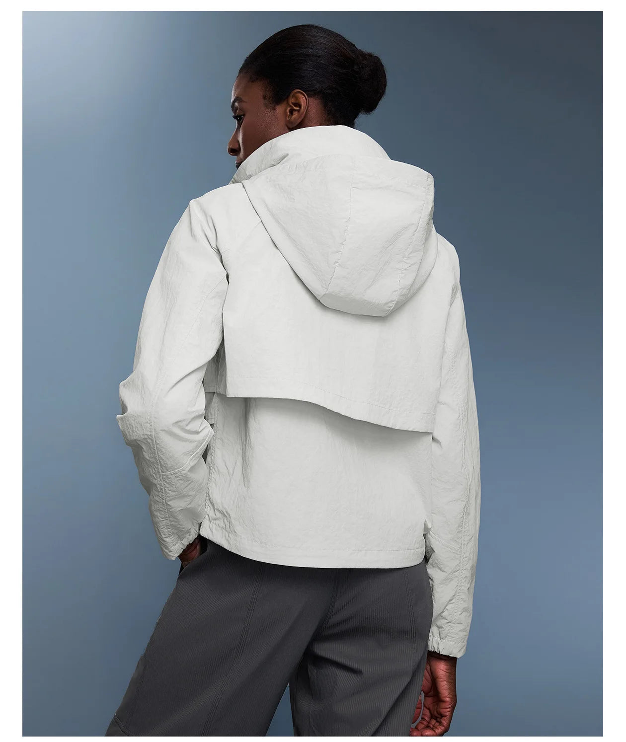 Custom LOGO women's autumn light and breathable waterproof trench coat stand-up collar hooded casual short pocket sports jacket
