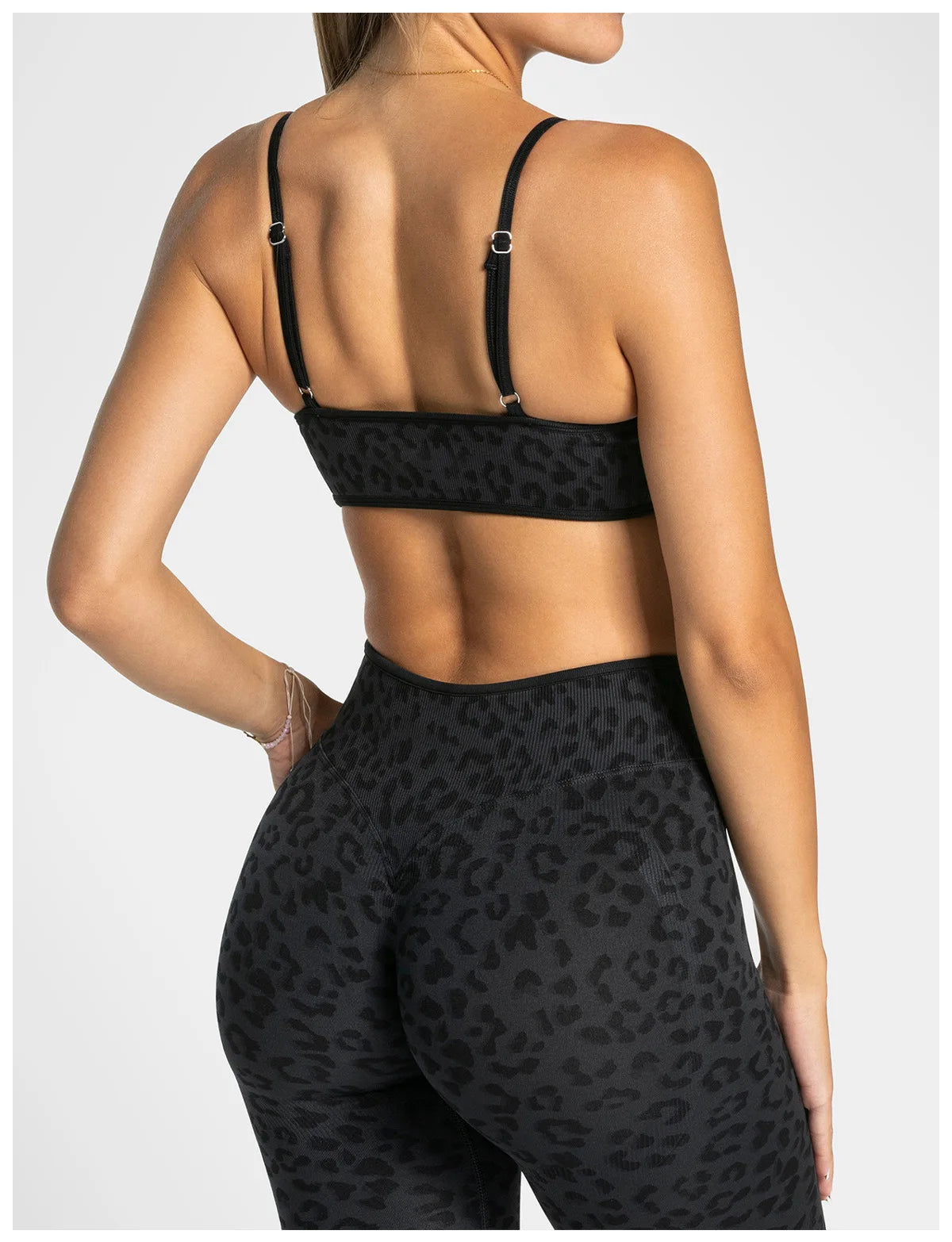 Women Seamless Tank Top Yoga Bra Hollow Breathable Sports Underwear Gym Fitness Top Yoga Vest Female Sexy Running Yoga Underwear