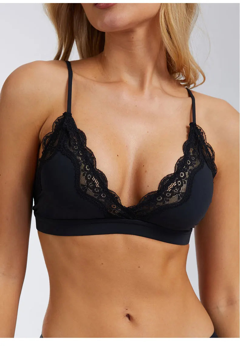 Yoga Bra Gym Top Women Thin Strap Halter Sports Bra Triangle Soft Cup Naked Feeling Sexy Bras Scrunch Elastic Women‘s Underwear