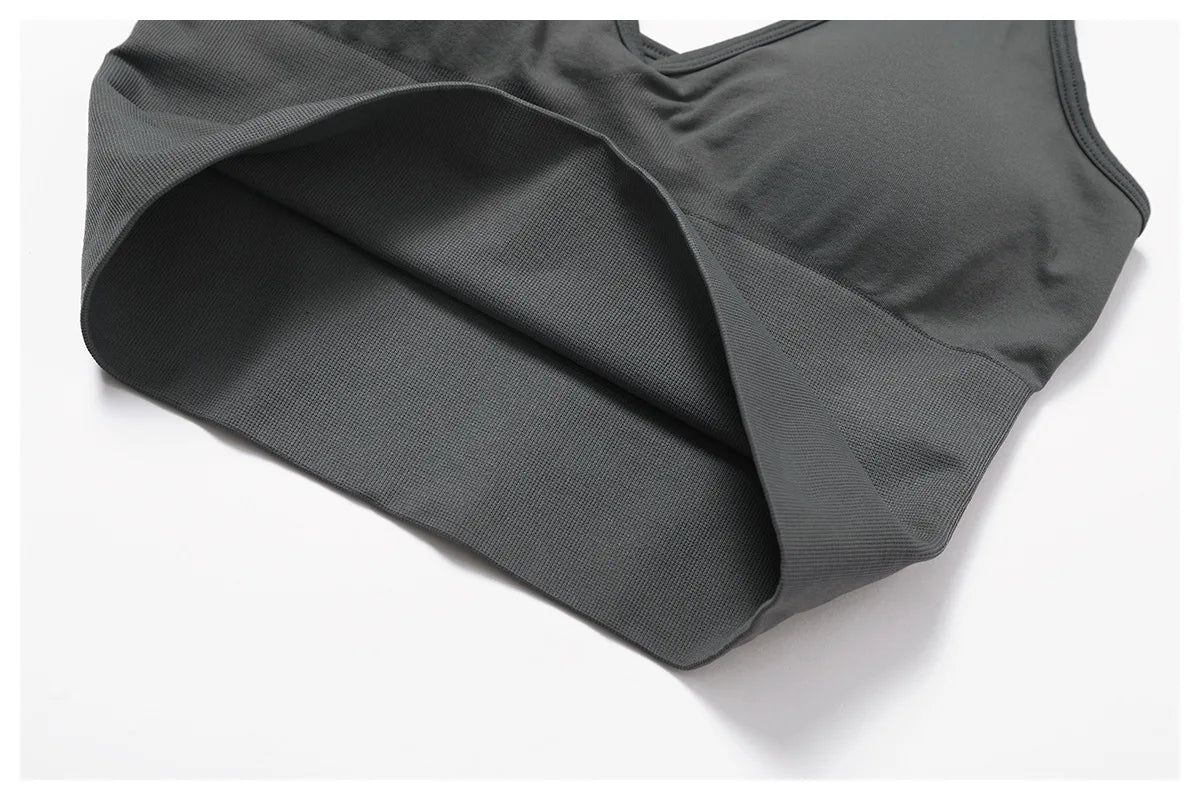 Sexy Seamless Sports Bras Halter Yoga Bra Women Fitness Gym Top Shockproof Running Workout Fast Dry Underwear Female Yoga Vest
