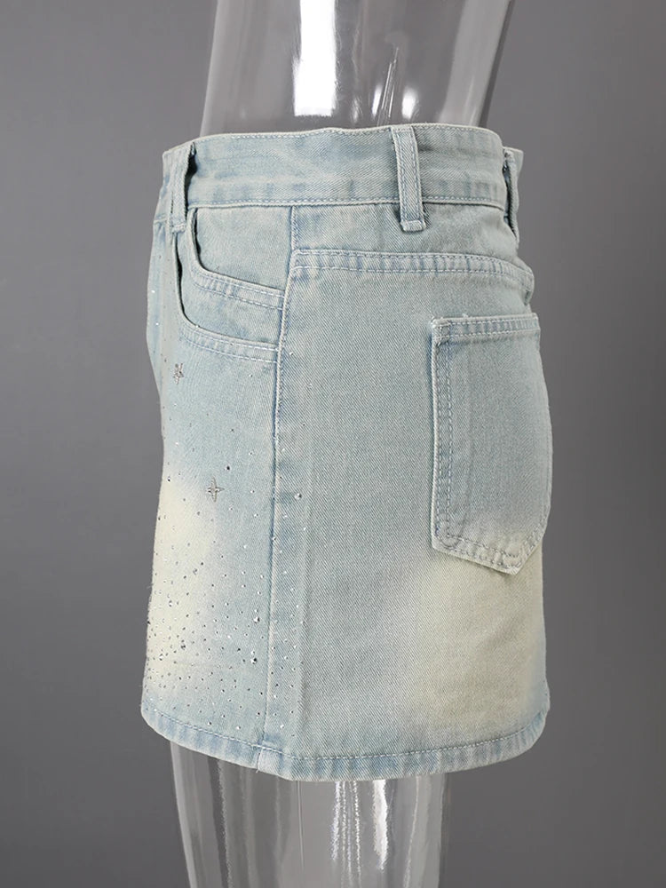 DEAT Fashion Star Rhinestone Denim Mini Skirt Women's High Waist Light Blue Gradient Wash Skirts Summer New