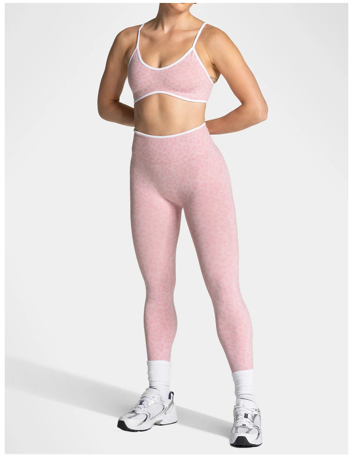 Women Seamless Tank Top Yoga Bra Hollow Breathable Sports Underwear Gym Fitness Top Yoga Vest Female Sexy Running Yoga Underwear