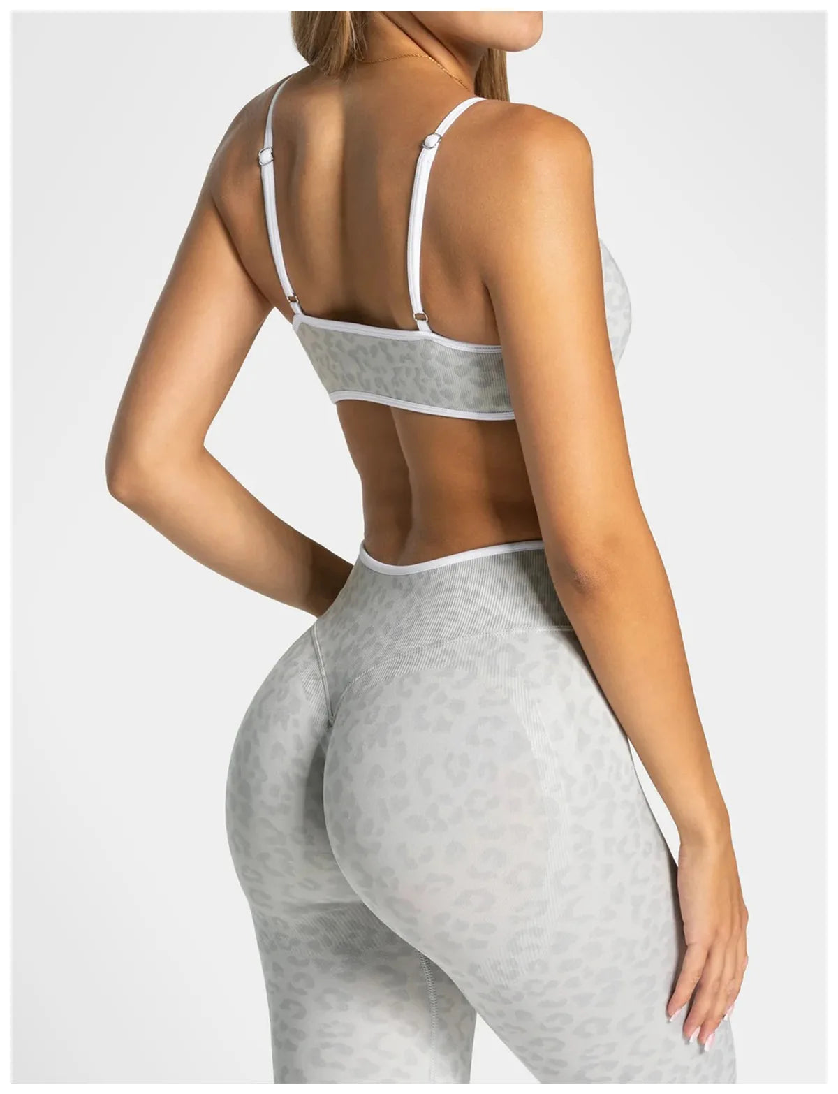 Women Seamless Tank Top Yoga Bra Hollow Breathable Sports Underwear Gym Fitness Top Yoga Vest Female Sexy Running Yoga Underwear