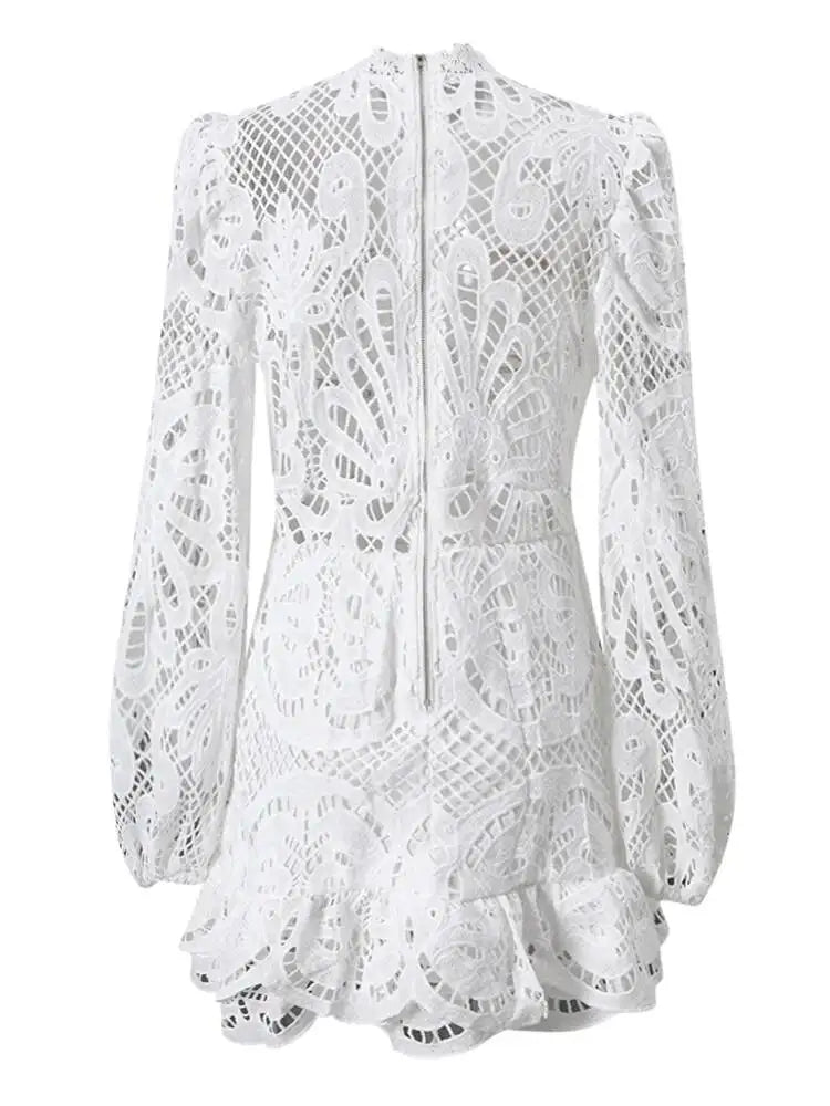 DEAT Fashion White Stand Collar Lantern Long Sleeve Water-soluble Lace Dress A-line Ruffle Hollow Party Mini Dresses Summer New