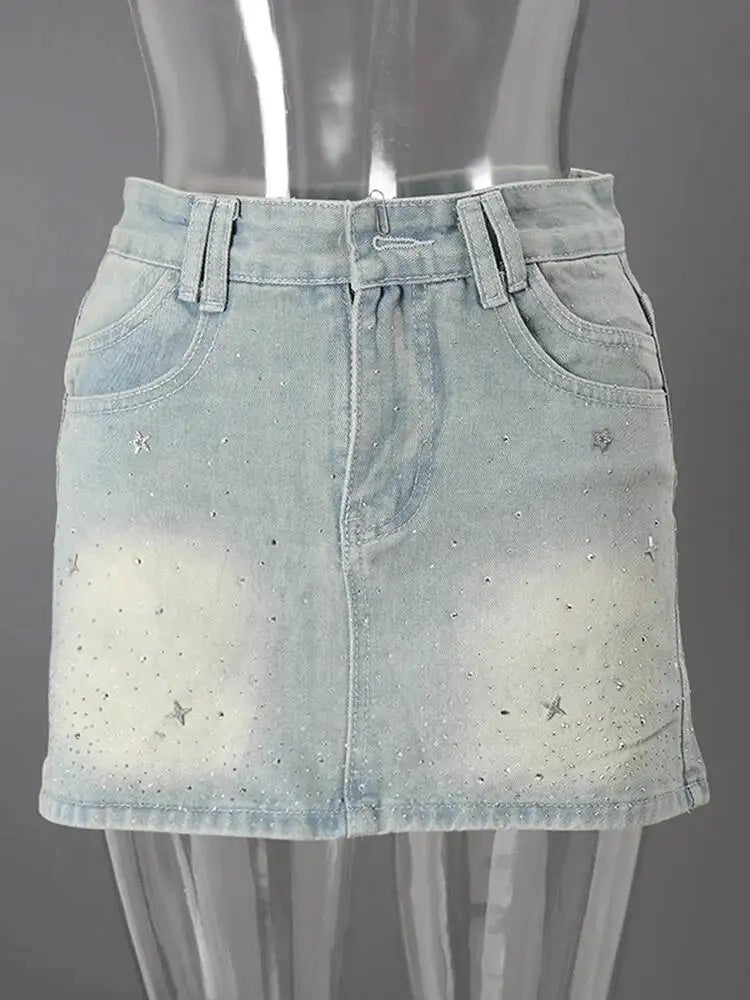 DEAT Fashion Star Rhinestone Denim Mini Skirt Women's High Waist Light Blue Gradient Wash Skirts Summer New