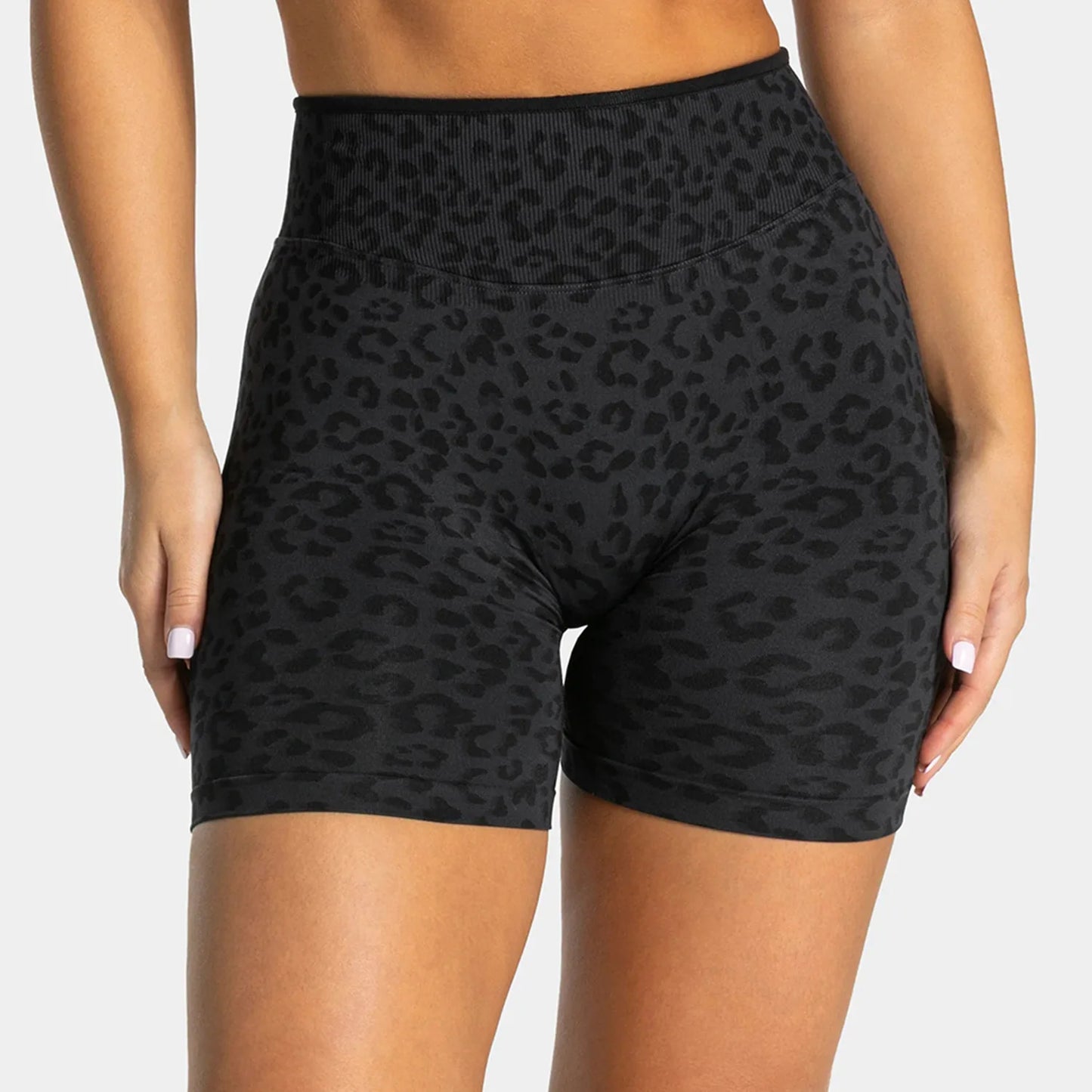 Leopard Print Yoga Shorts Women Seamless High Waist Workout Shorts Fitness Yoga Lift Butt Fitness Yoga Gym Running Short Pants