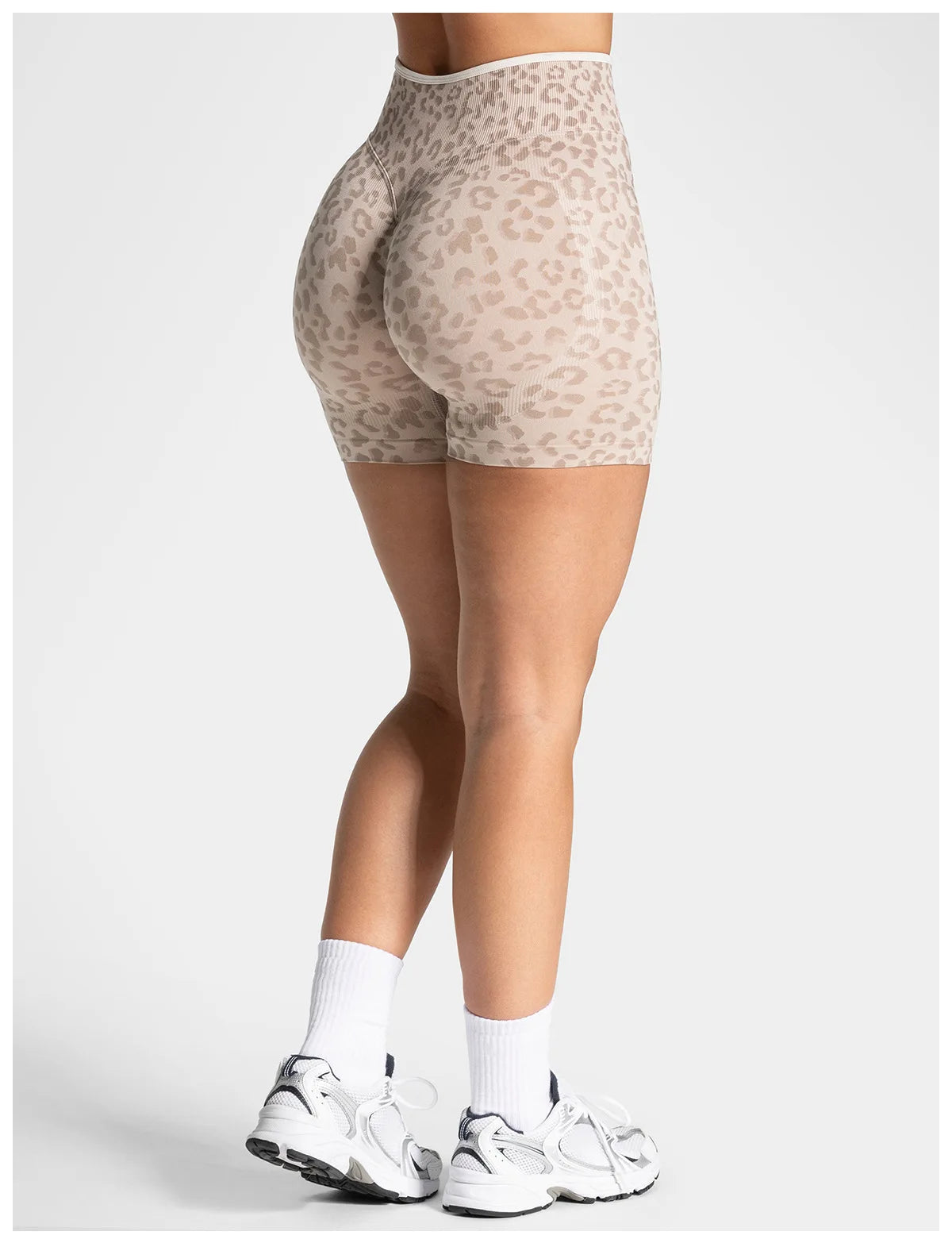 Leopard Print Yoga Shorts Women Seamless High Waist Workout Shorts Fitness Yoga Lift Butt Fitness Yoga Gym Running Short Pants