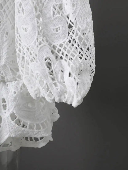 DEAT Fashion White Stand Collar Lantern Long Sleeve Water-soluble Lace Dress A-line Ruffle Hollow Party Mini Dresses Summer New
