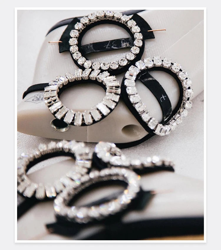 2024 New Dress Wedding Shoes with One Word Water Diamond Fine Heel Roman Women's Sandals