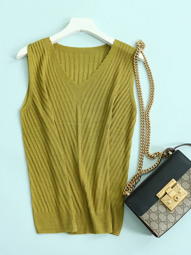 SuyaDream. Women Knitted Tanks, 45%Silk 55%Lyocell, V neck, Sleeveless Chic T Shirt, 2025 Solid Summer Vests